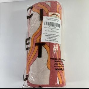 NEW Pretty Society 6 Orange/Pink/White Picnic Blanket 50' x 70"